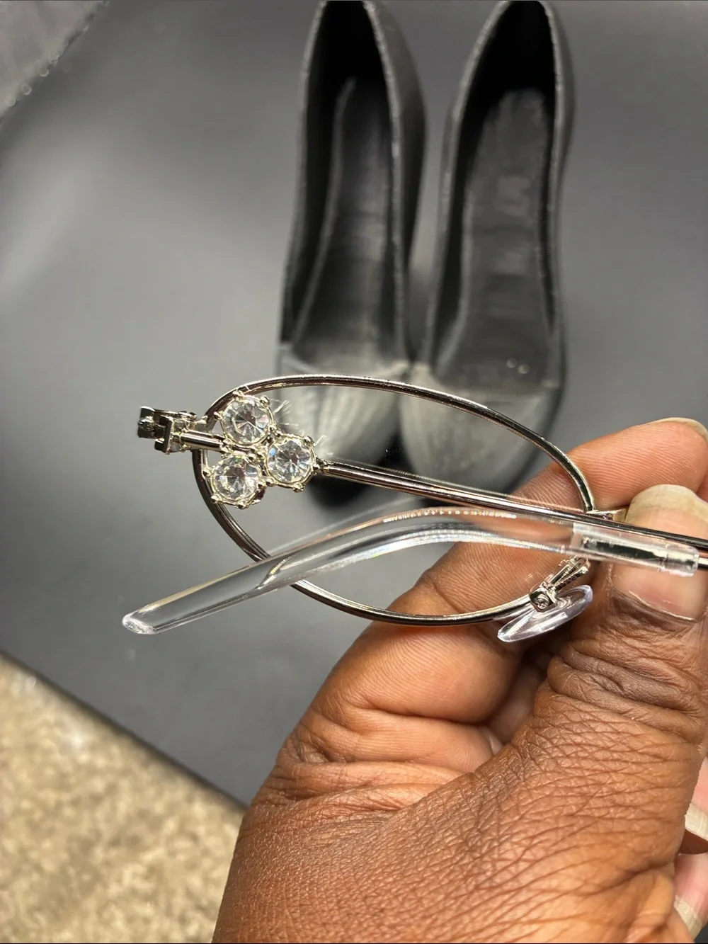 🔥 My rock Women’s Silver Oval Rhinestone Frame Reading Glasses
